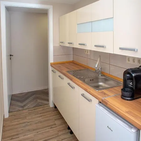 Wellarom Szalon Apartment *