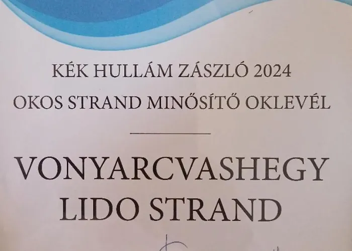 Wellarom Szalon アパート